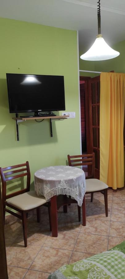 Apartmanhaz Gabriella ฮอร์กานี ภายนอก รูปภาพ